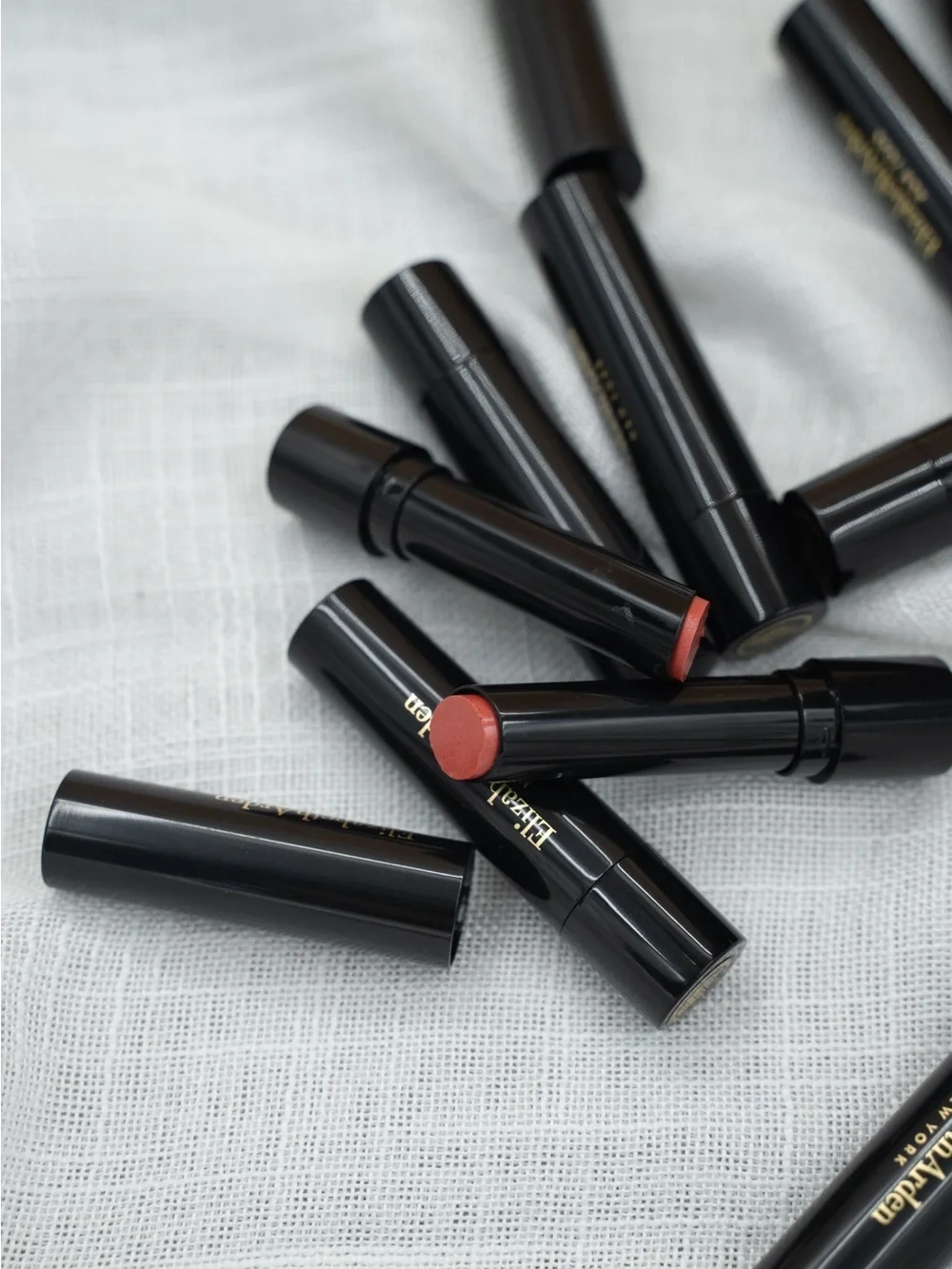 **2 for 1** Elizabeth Arden Plush Up Lip Red Door Crush NEW